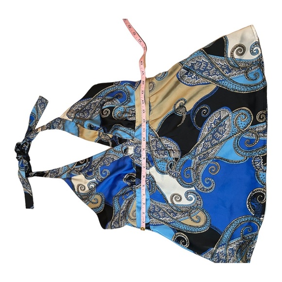 Attention halter top paisley print. - Picture 7 of 12